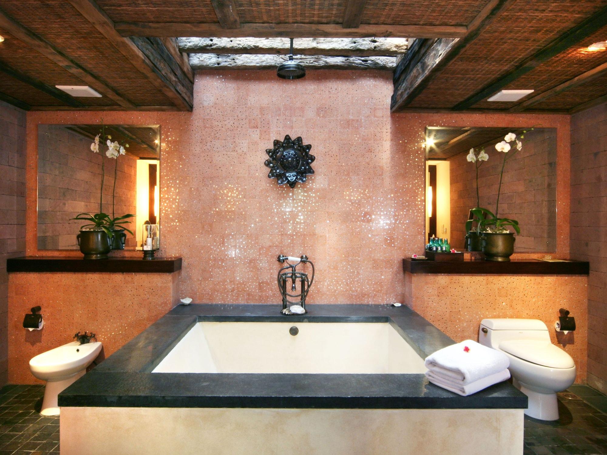 The Sandi Phala And Ma Joly Restaurant 5*