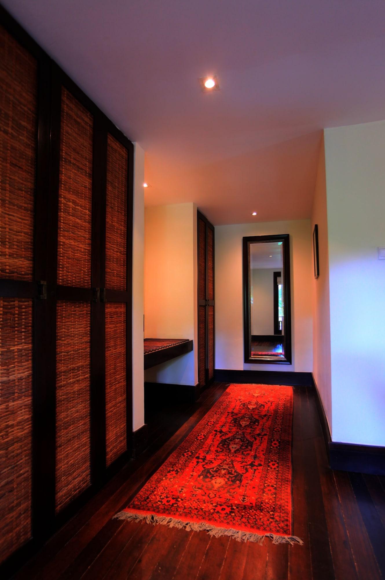 The Sandi Phala And Ma Joly Restaurant Kuta (Bali)
