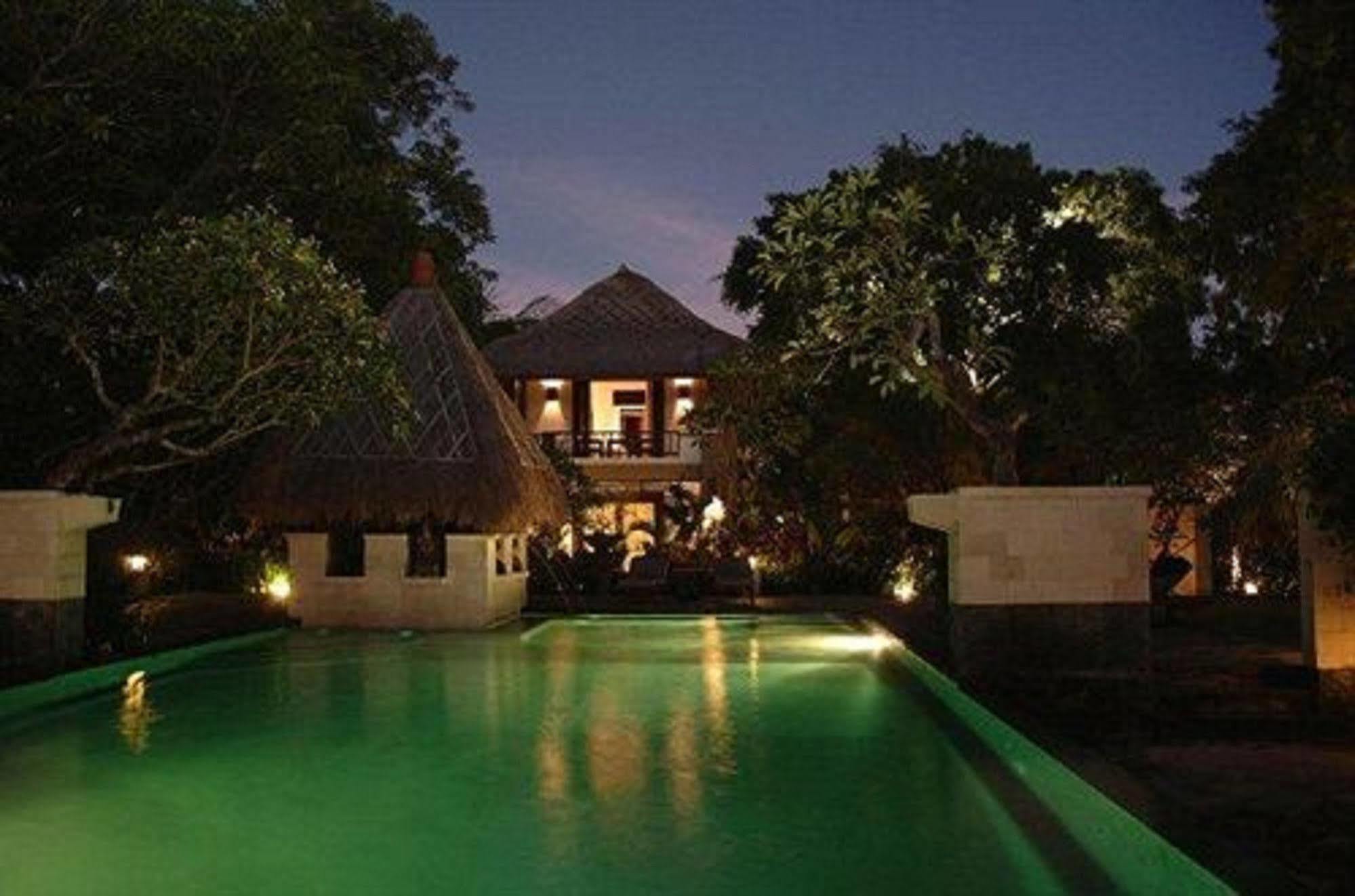 The Sandi Phala And Ma Joly Restaurant Kuta (Bali)