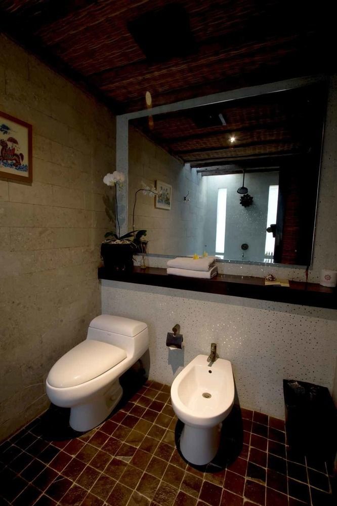 Resort The Sandi Phala And Ma Joly Restaurant Kuta (Bali)