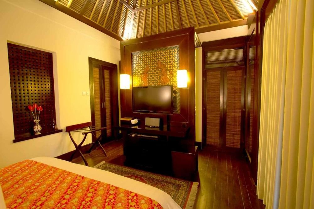 Resort The Sandi Phala And Ma Joly Restaurant Kuta (Bali)