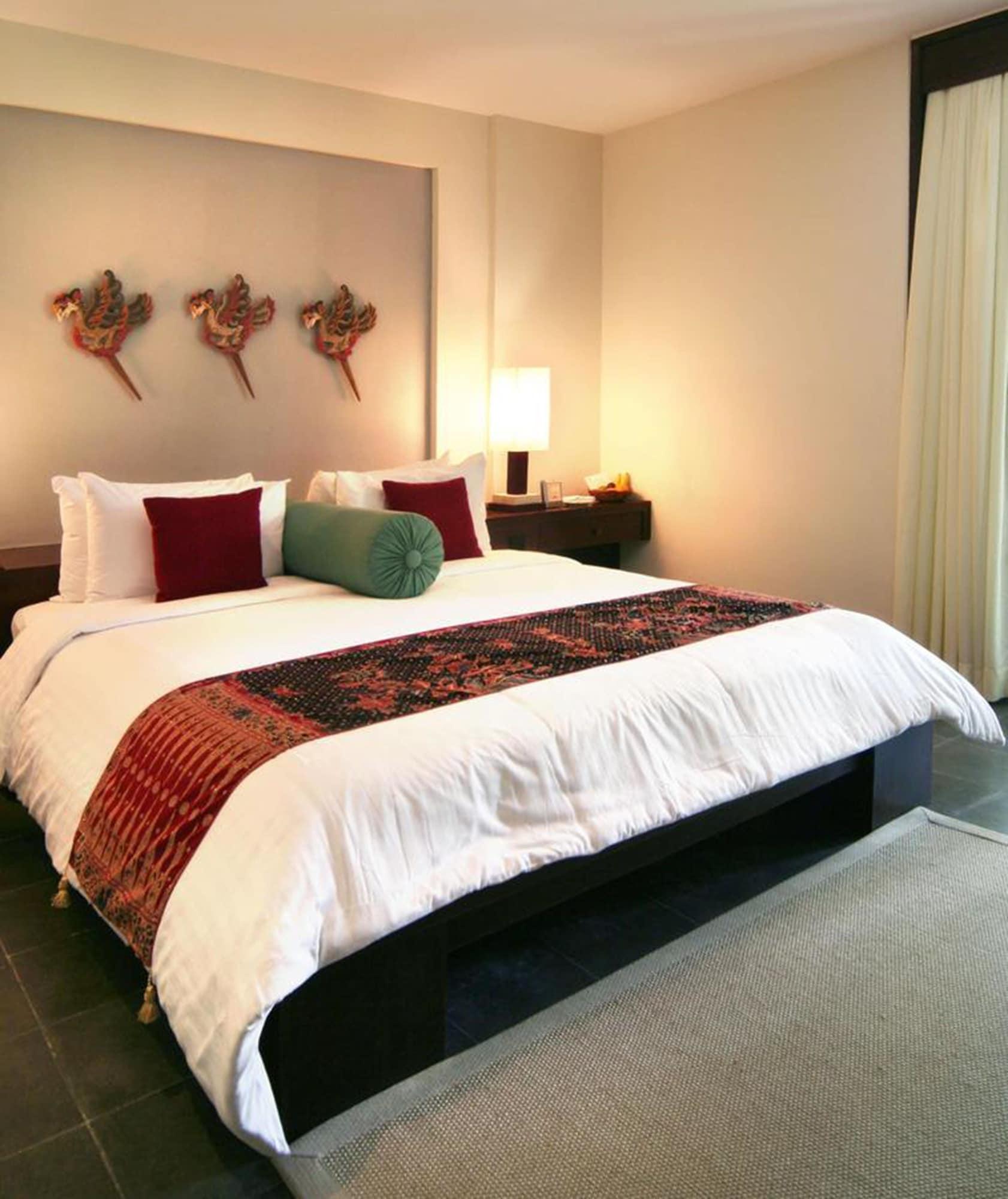 Resort The Sandi Phala And Ma Joly Restaurant